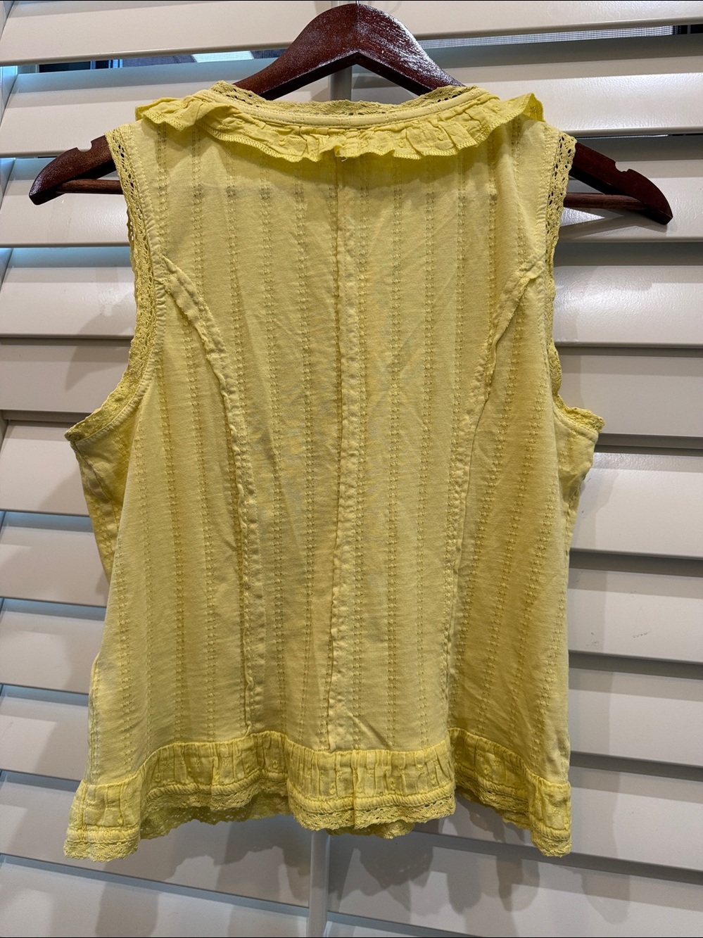 Pilcro Lemongrass Eyelet Ruffle Tank - Picture 4 of 8